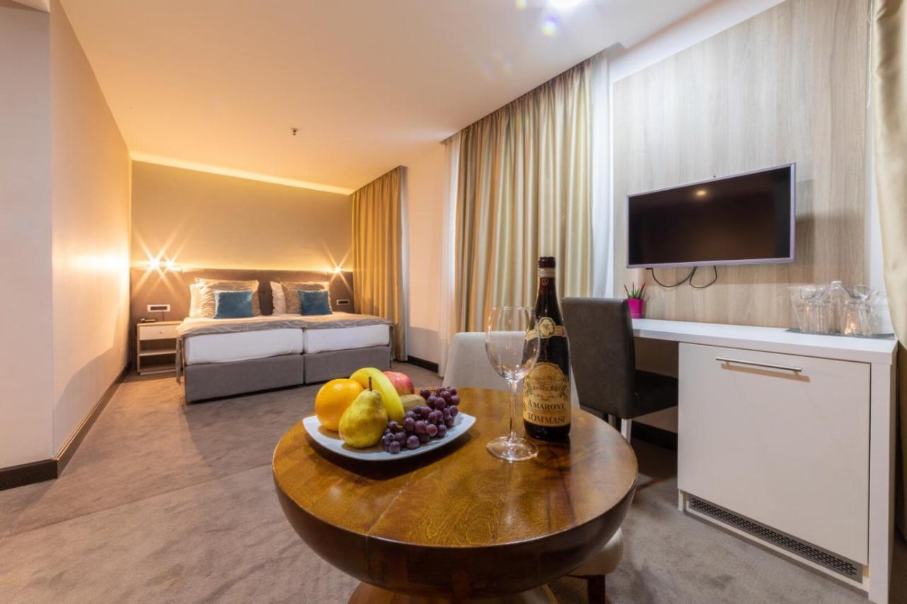 Hotel Berane Готель 4*